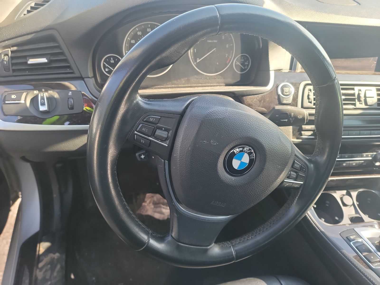 2015 BMW 5 Series 528i xDrive AWD