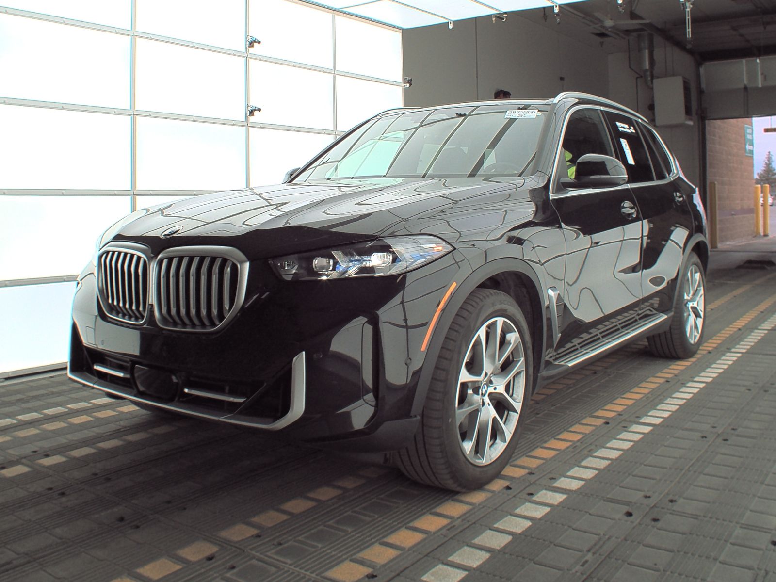 Used 2024 BMW X5 xDrive40i with VIN 5UX23EU07R9S53282 for sale in Minneapolis, Minnesota