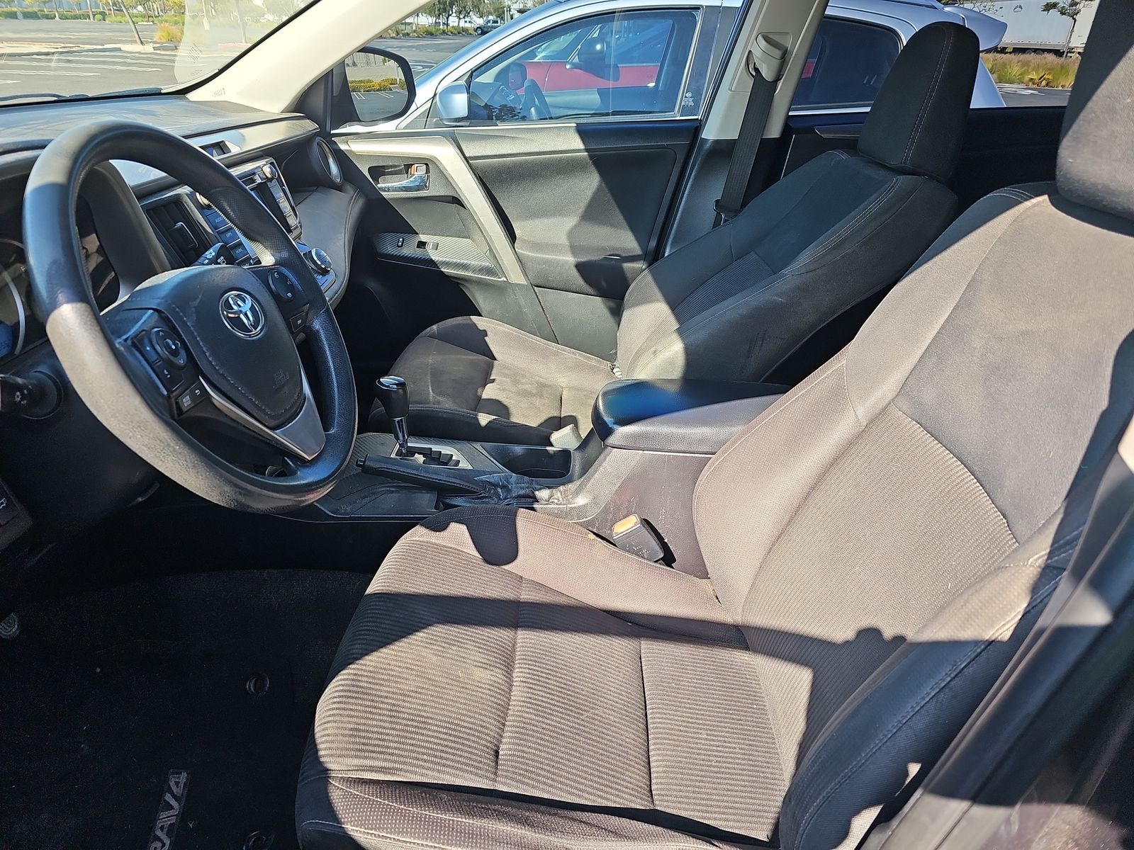2015 Toyota RAV4 XLE FWD