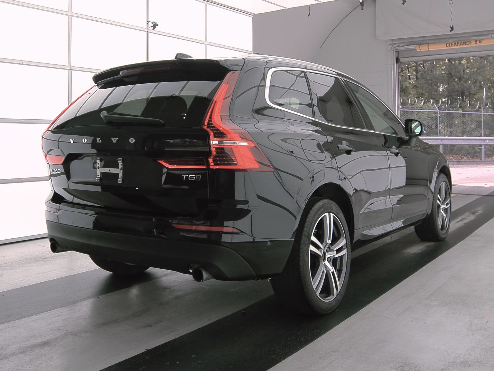 2019 Volvo XC60 T5 Momentum AWD