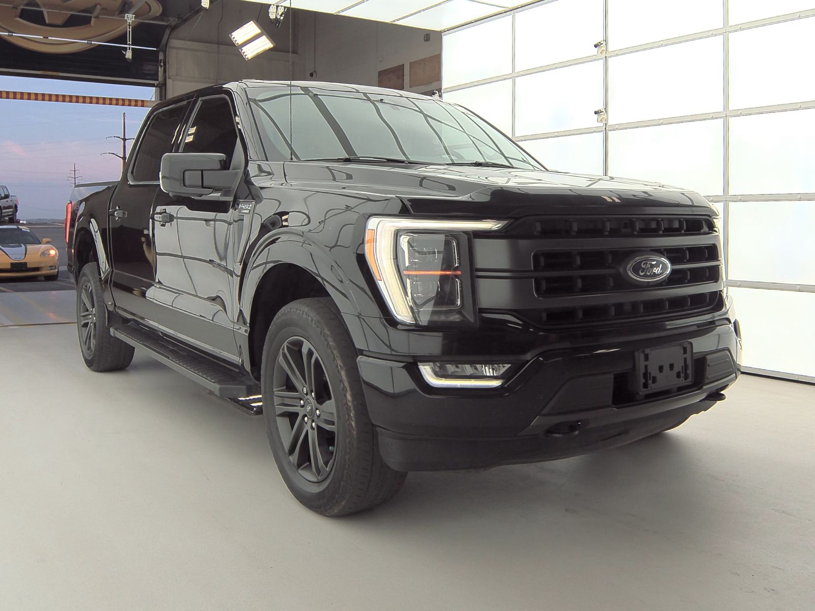 2021 Ford F-150 LARIAT AWD