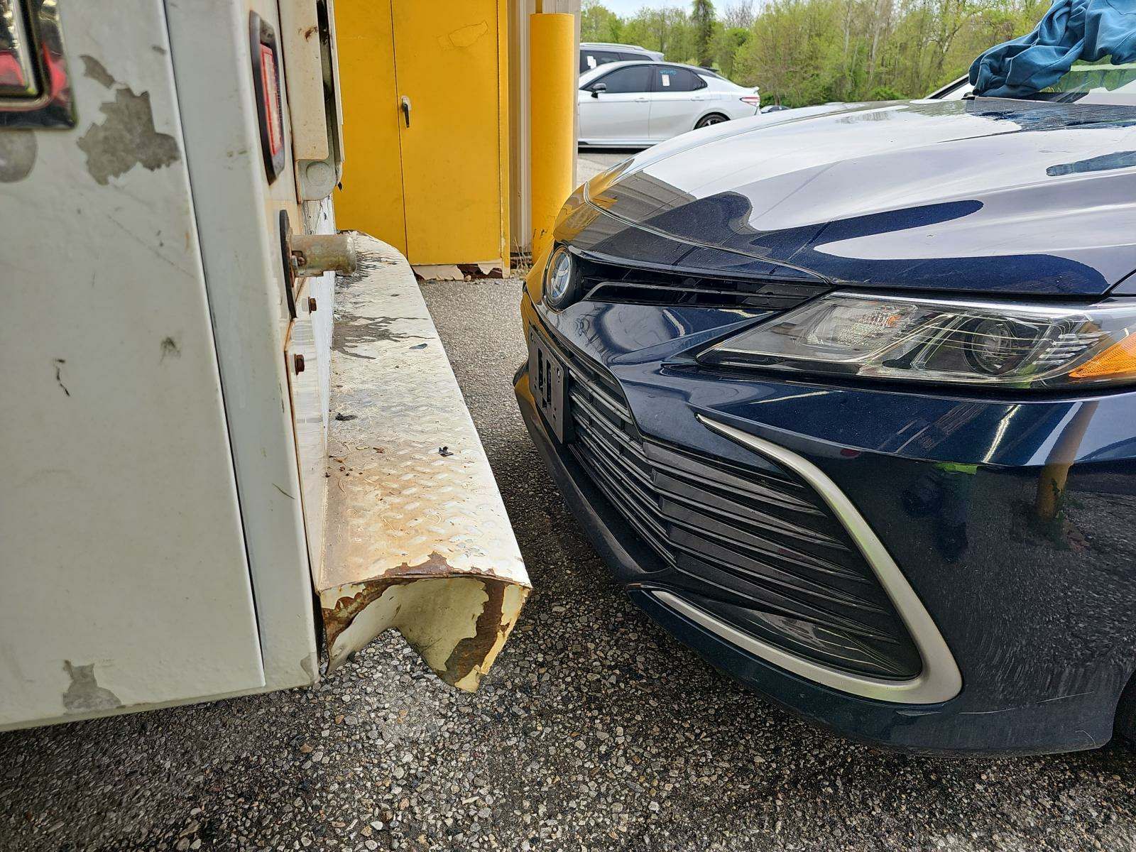 2021 Toyota Camry Hybrid LE FWD