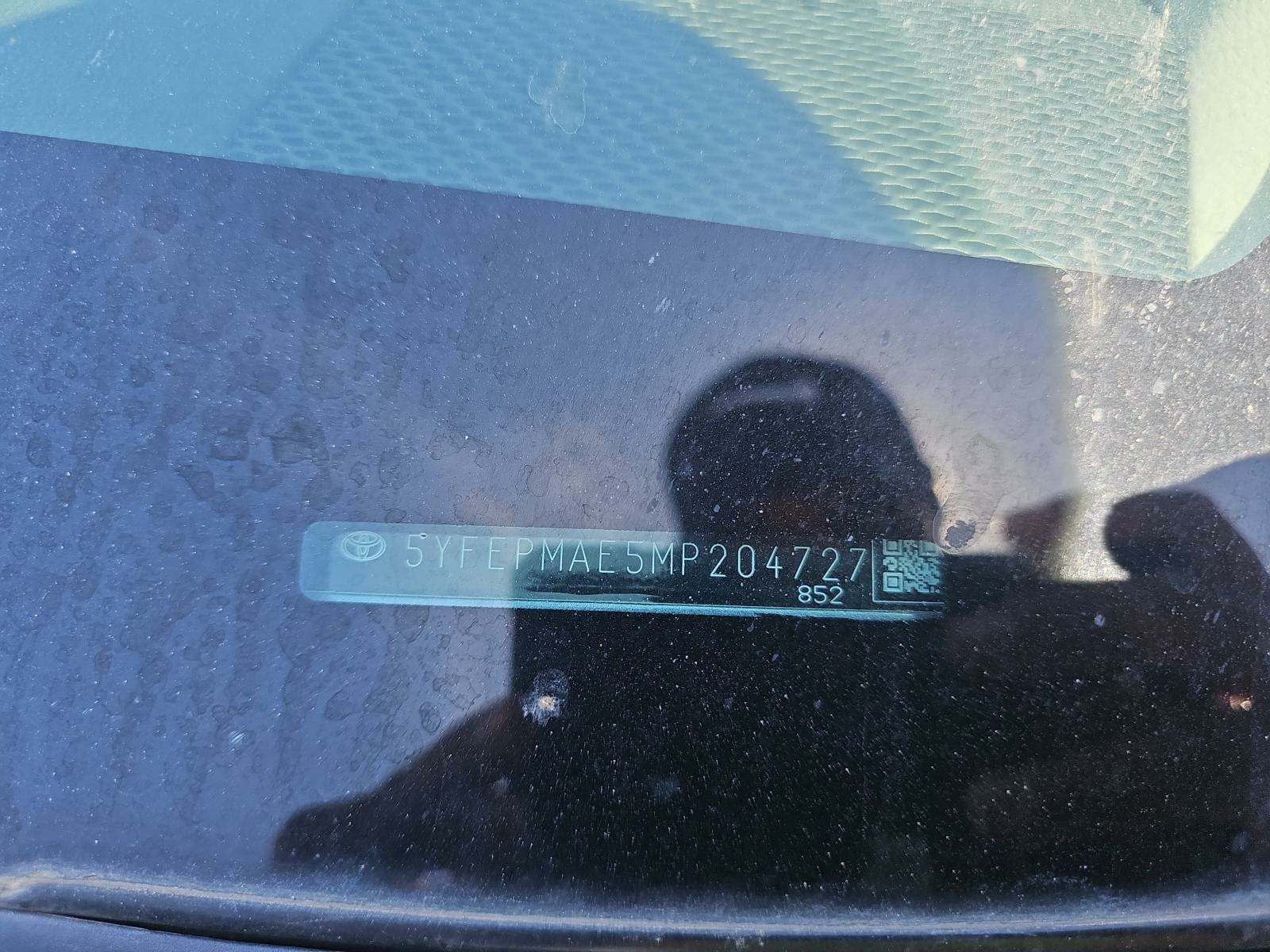 2021 Toyota Corolla LE FWD