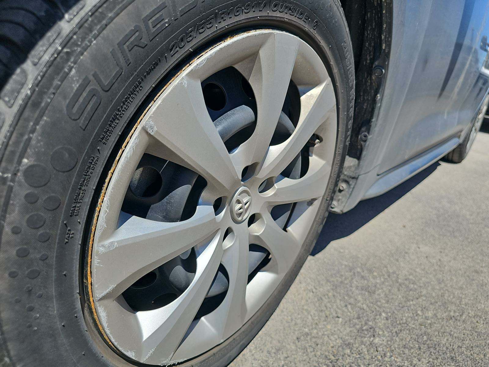 2021 Toyota Corolla LE FWD