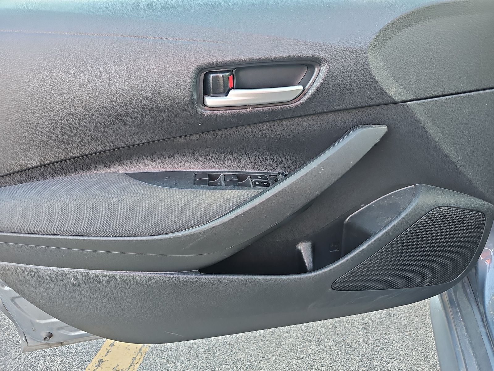 2021 Toyota Corolla LE FWD