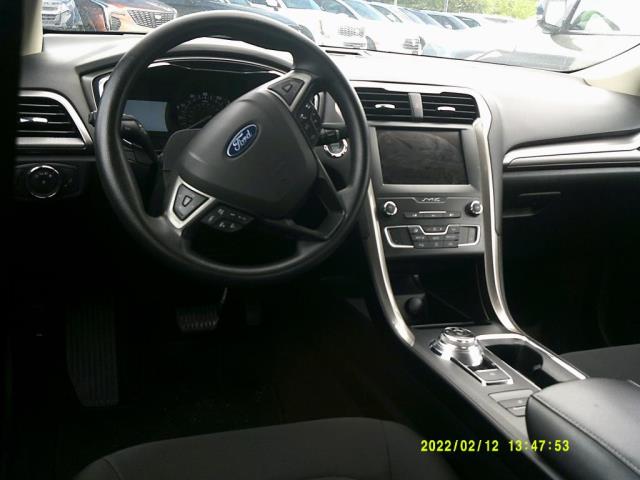 2020 Ford Fusion SE FWD