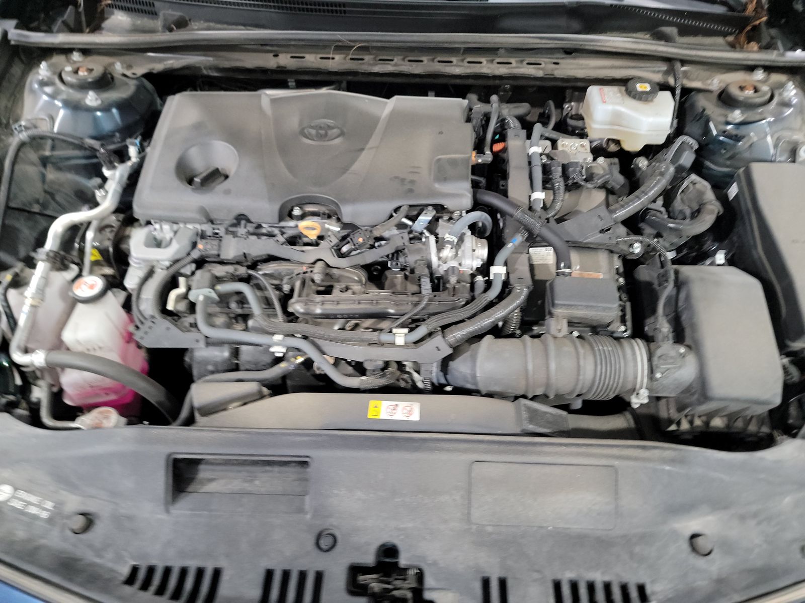 2021 Toyota Camry Hybrid LE FWD