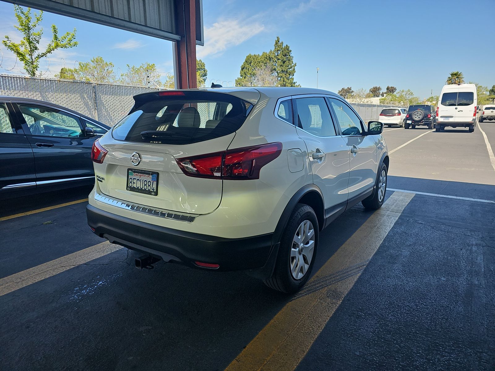 2018 Nissan Rogue Sport S FWD