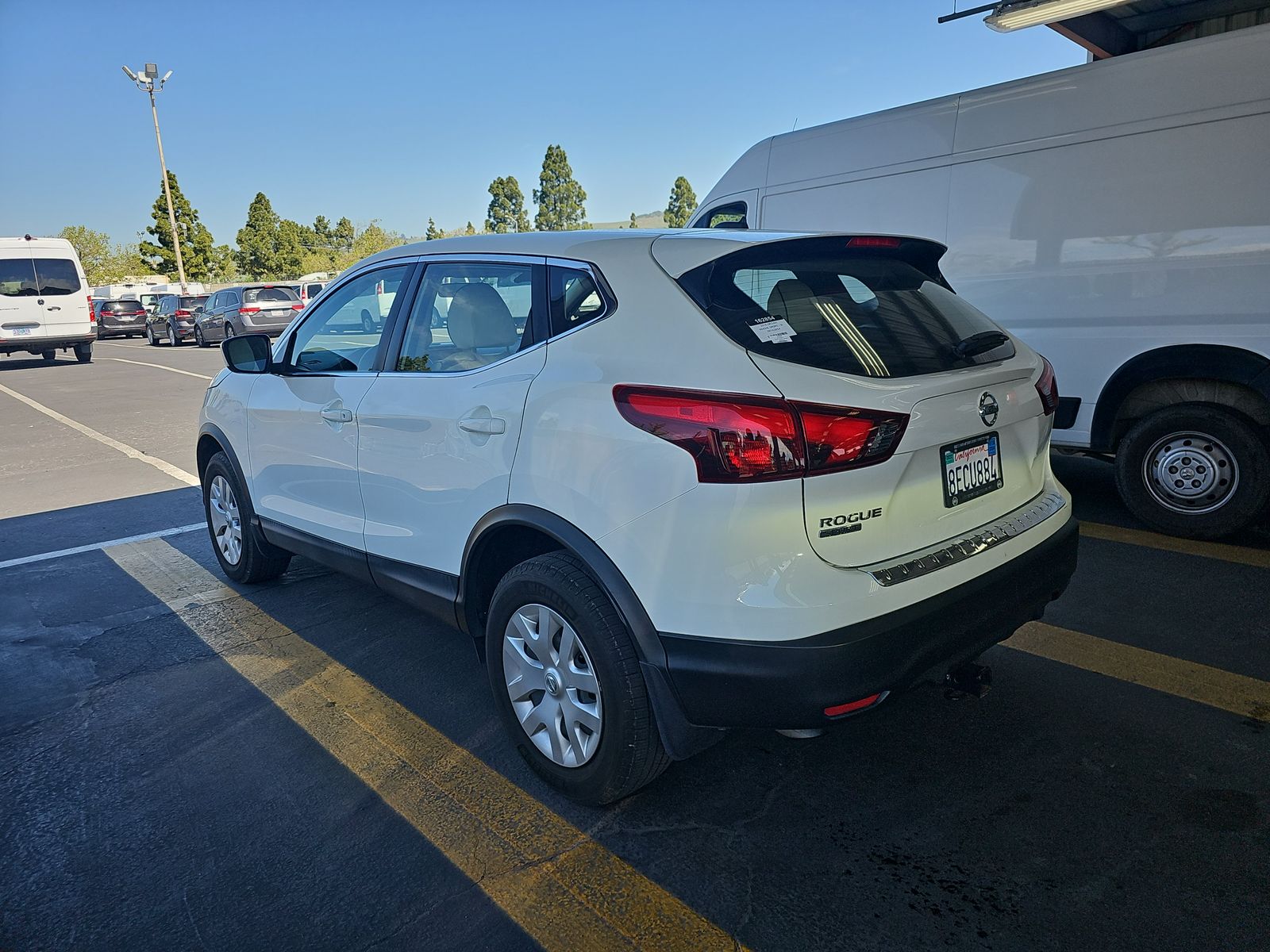 2018 Nissan Rogue Sport S FWD