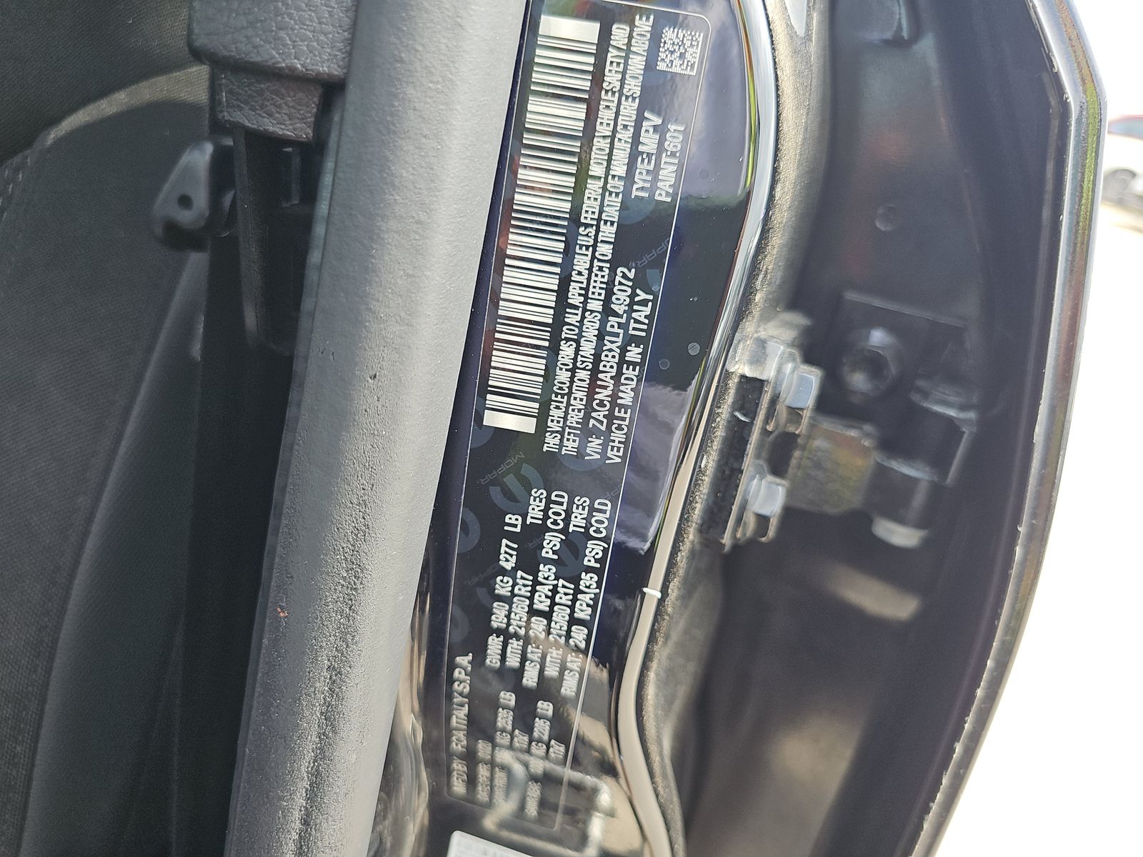 2020 Jeep Renegade Latitude Altitude Edition FWD