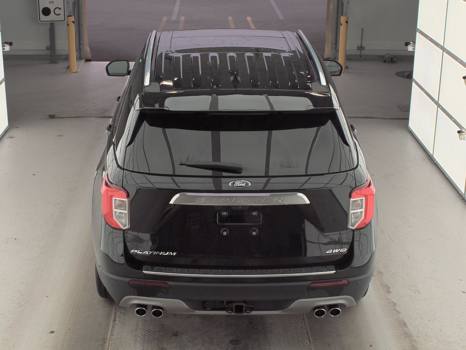 2021 Ford Explorer Platinum AWD