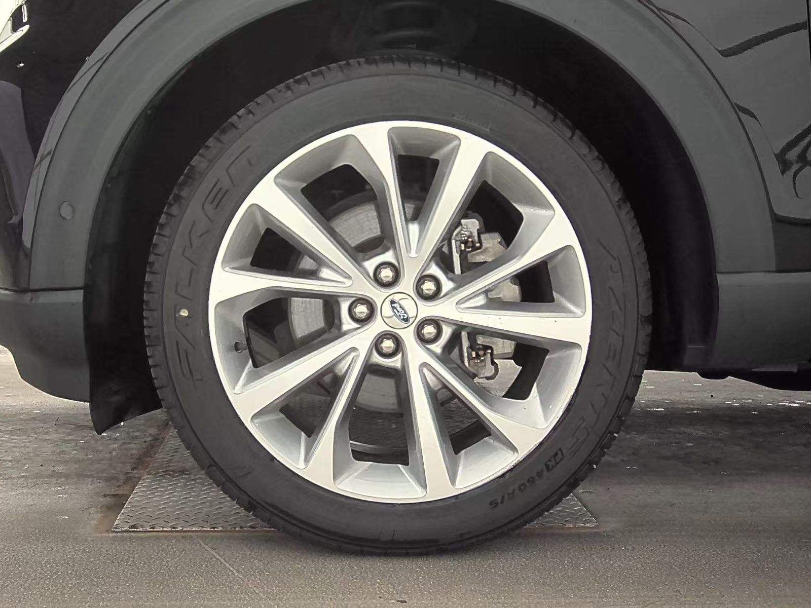 2021 Ford Explorer Platinum AWD