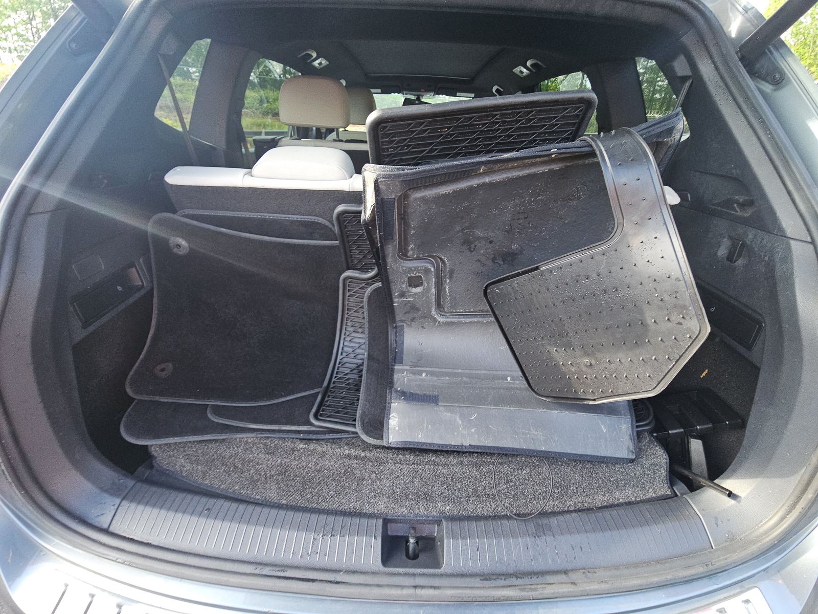 2019 Volkswagen Tiguan 2.0T SEL R-Line Black FWD