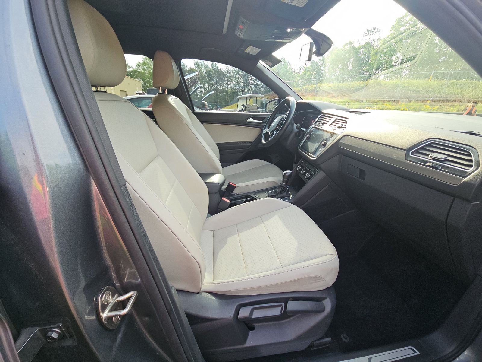 2019 Volkswagen Tiguan 2.0T SEL R-Line Black FWD