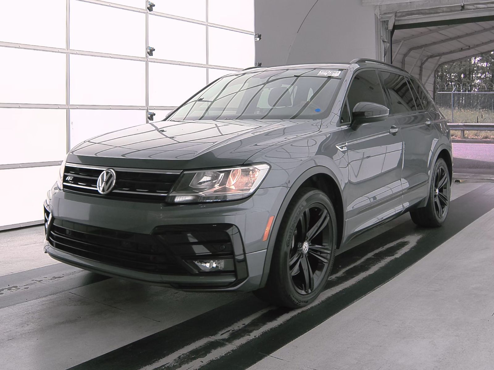 2019 Volkswagen Tiguan 2.0T SEL R-Line Black FWD