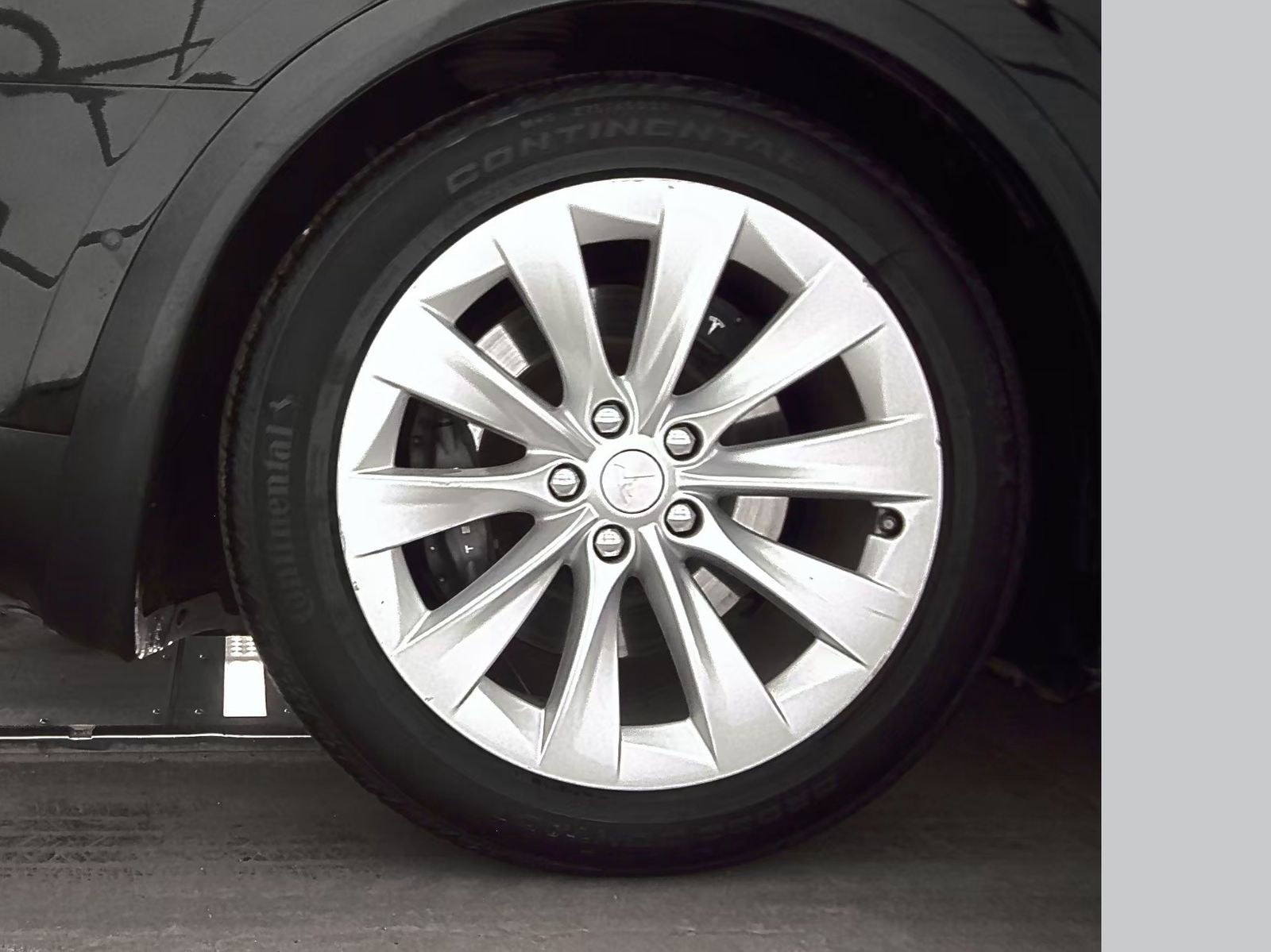 2017 Tesla Model X 75D AWD