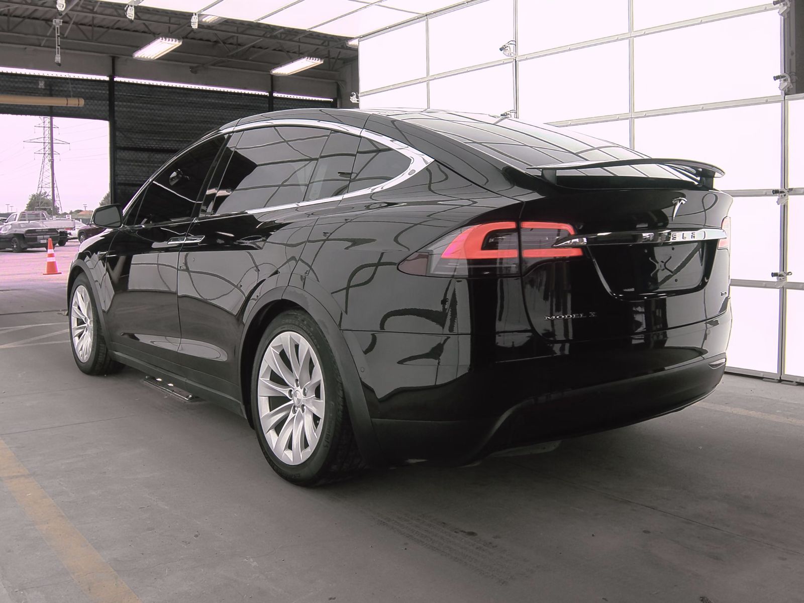 2017 Tesla Model X 75D AWD
