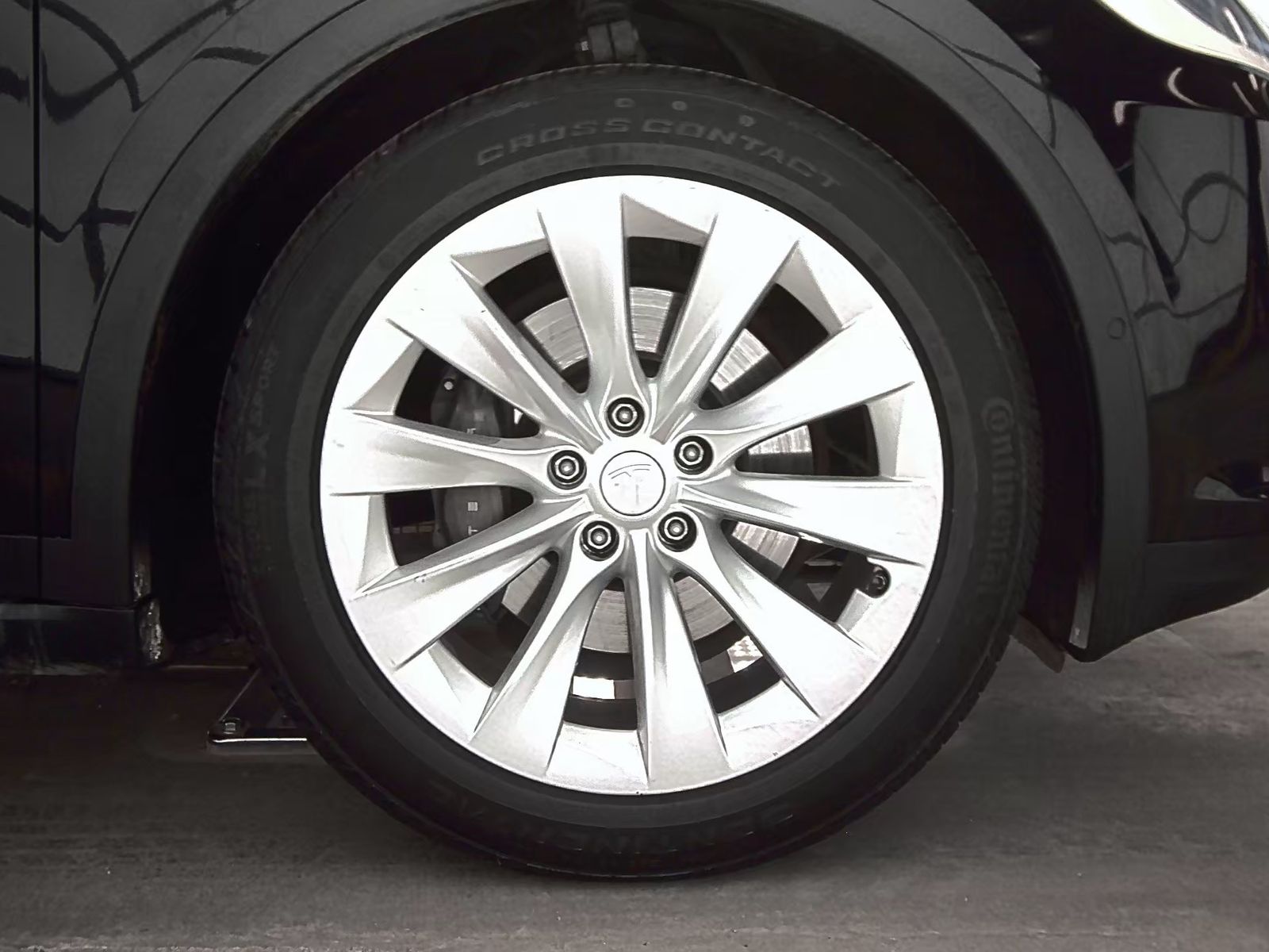 2017 Tesla Model X 75D AWD