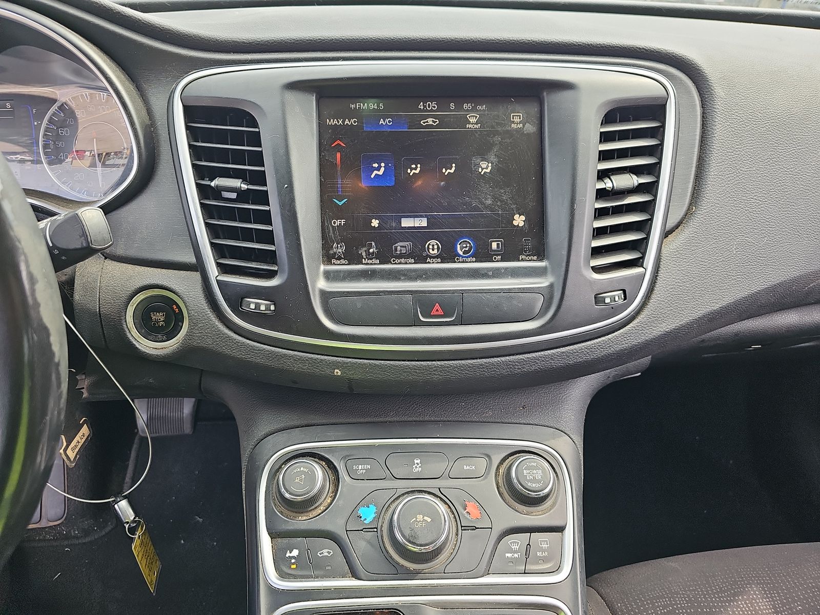 2015 Chrysler 200 Limited FWD