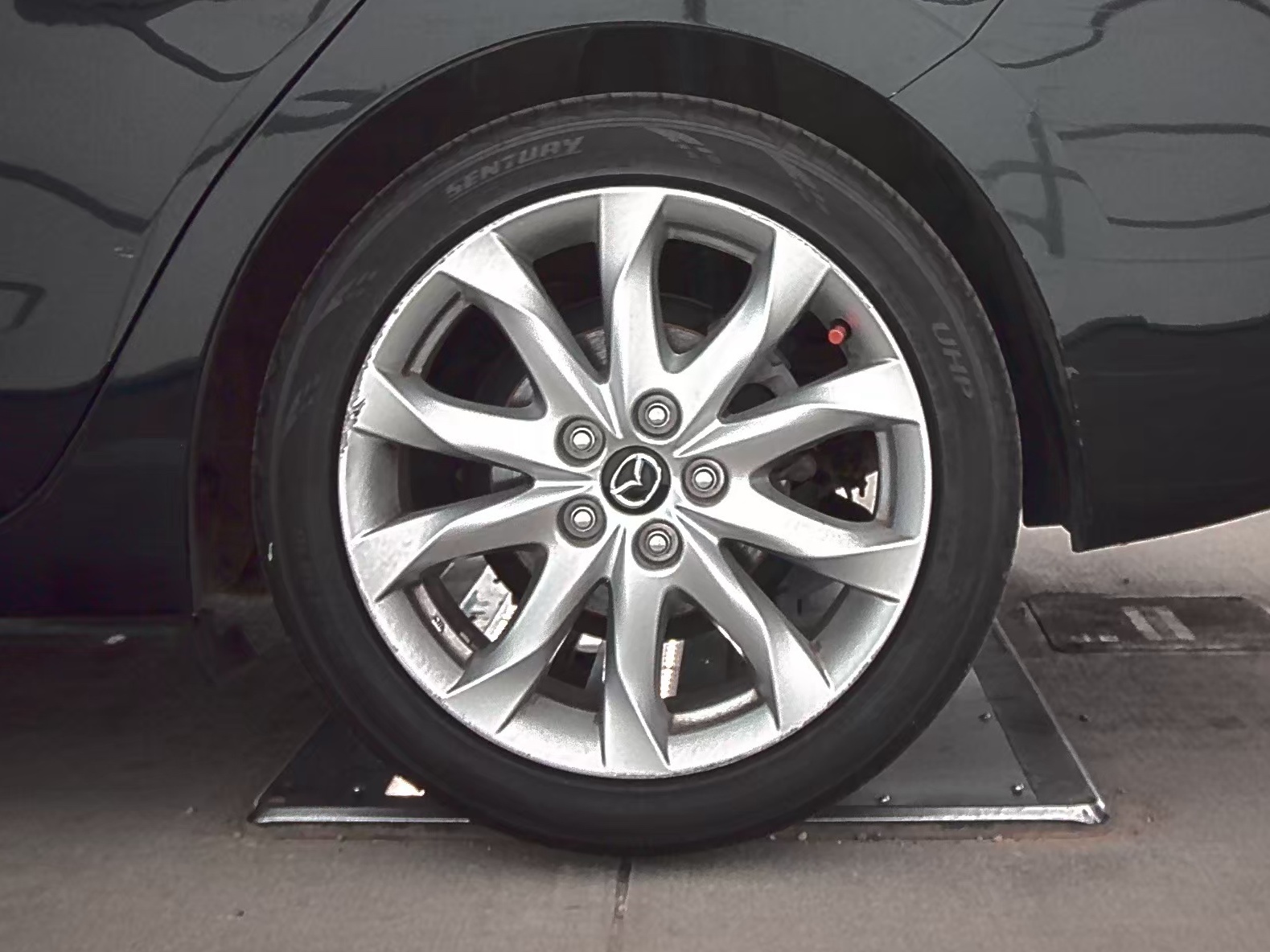 2015 MAZDA MAZDA3 s Grand Touring FWD