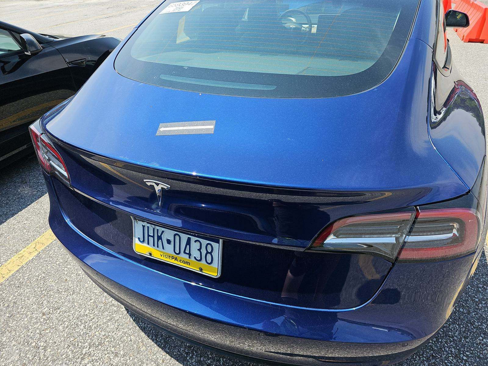 2022 Tesla Model 3 Standard Range RWD