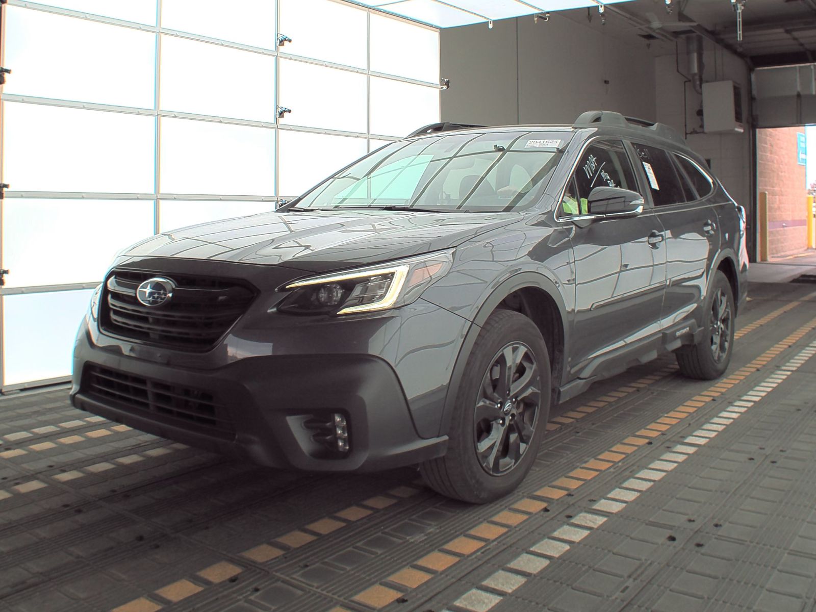 Used 2021 Subaru Outback Onyx Edition XT with VIN 4S4BTGLD6M3121526 for sale in Minneapolis, Minnesota