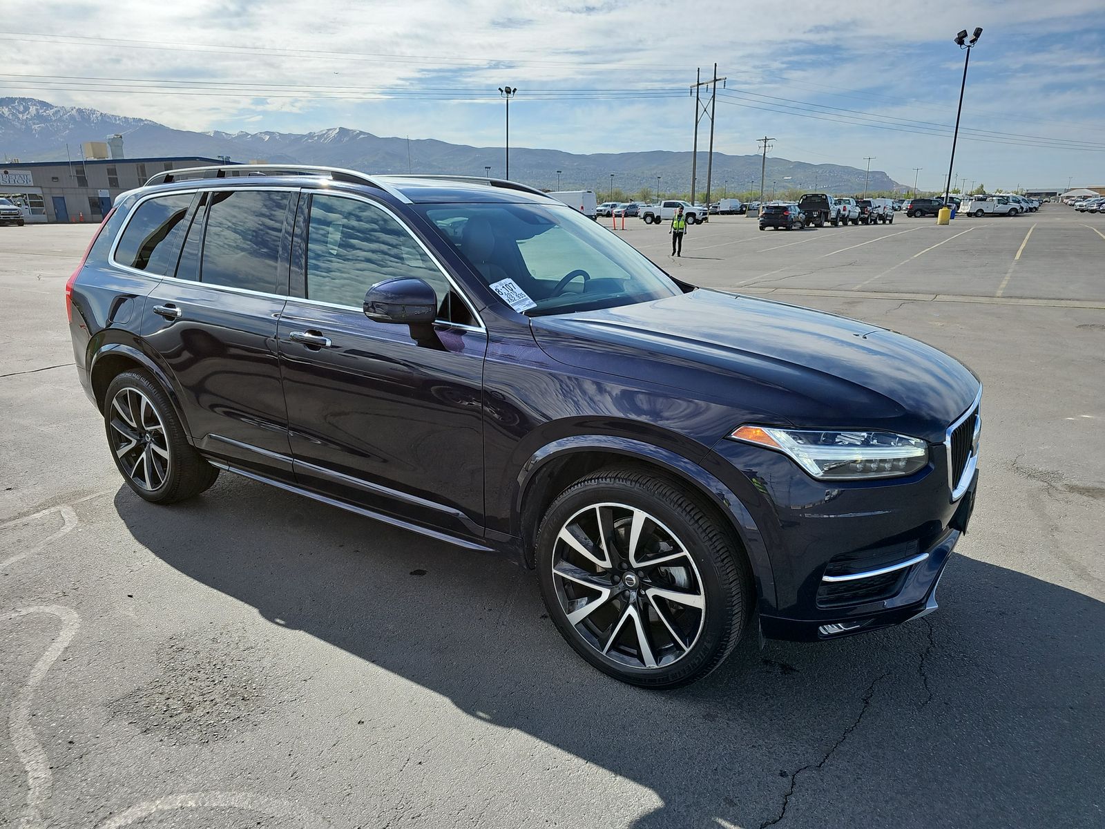 2019 Volvo XC90 T6 Momentum AWD