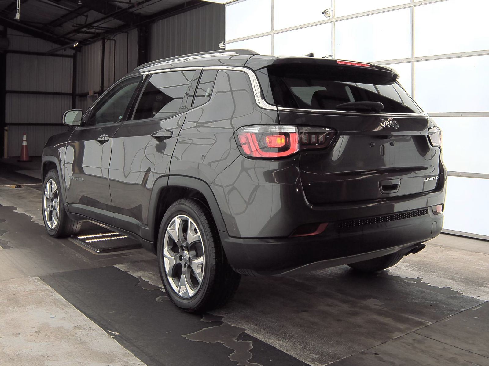 2020 Jeep Compass Limited FWD