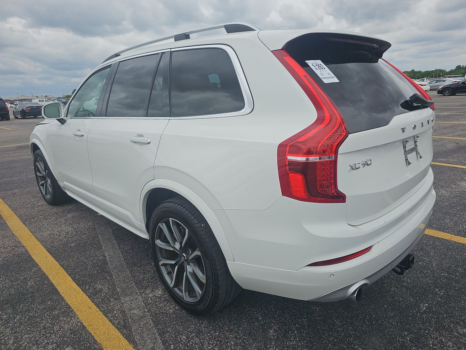 2019 Volvo XC90 T5 Momentum FWD