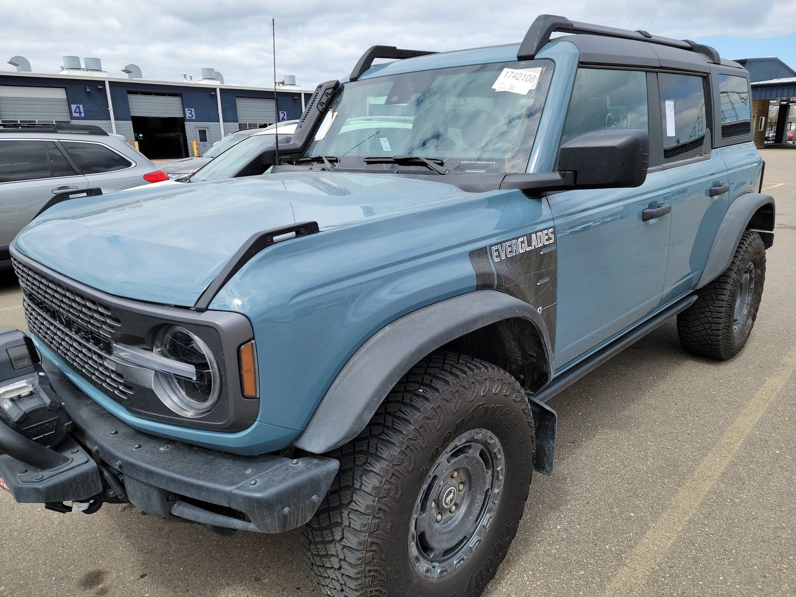 Used 2023 Ford Bronco Everglades with VIN 1FMEE5DH5PLB08705 for sale in Minneapolis, Minnesota