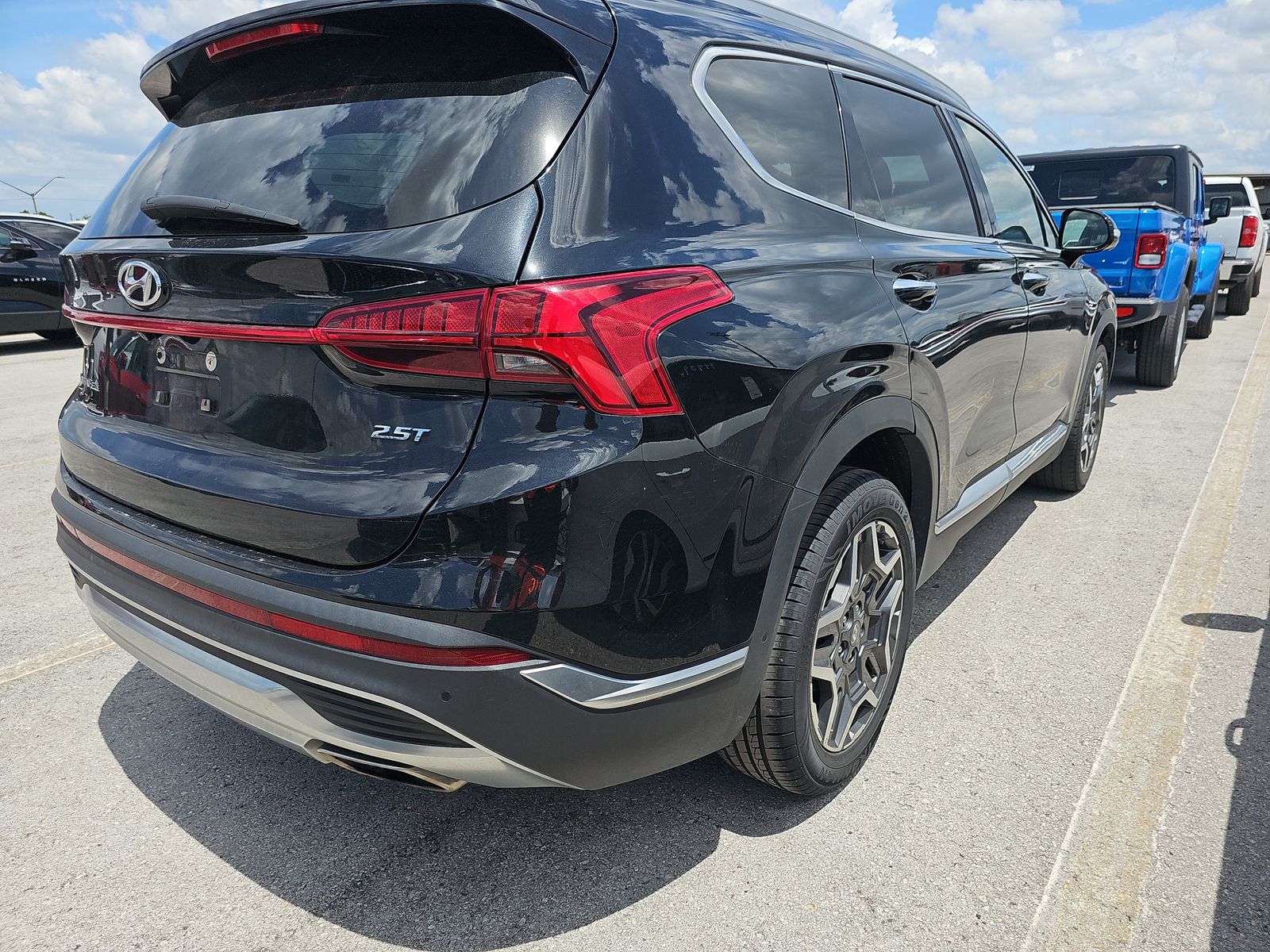 2022 Hyundai Santa Fe Limited FWD