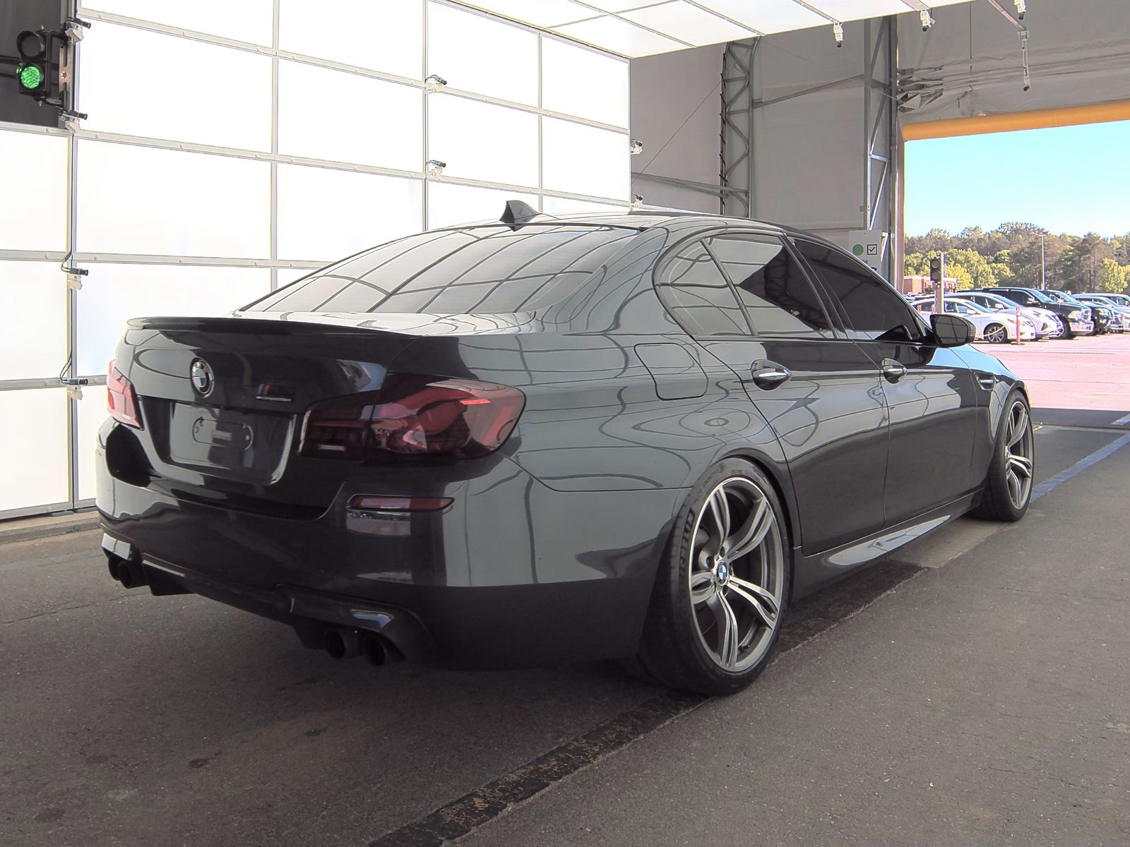 2015 BMW M5 Base RWD