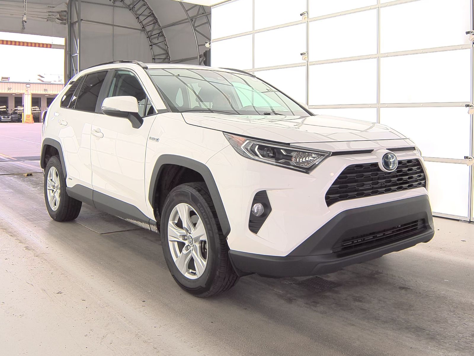 2020 Toyota RAV4 Hybrid XLE AWD