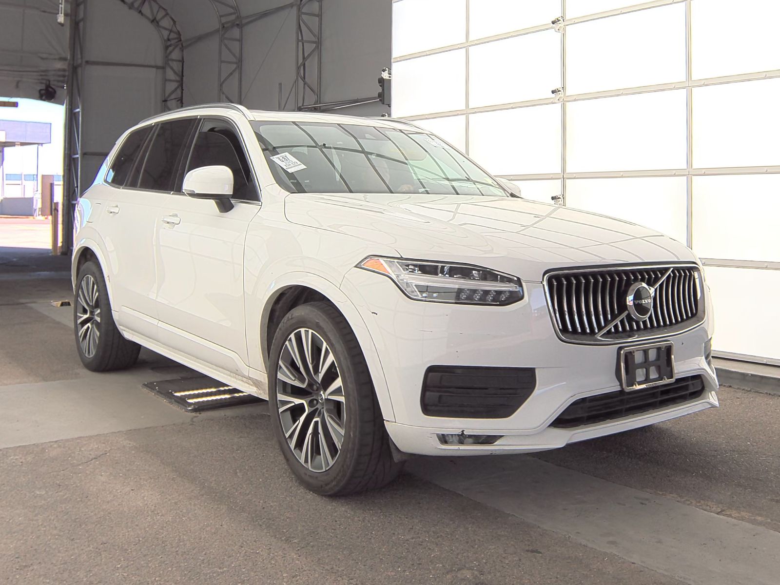 2020 Volvo XC90 T5 Momentum AWD