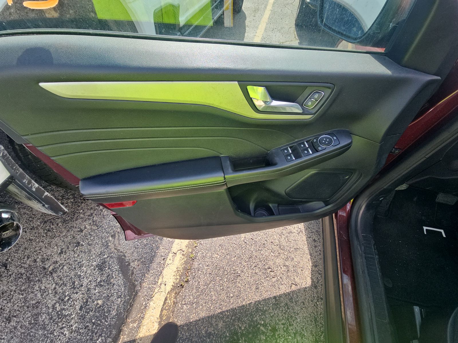 2021 Ford Escape SE FWD