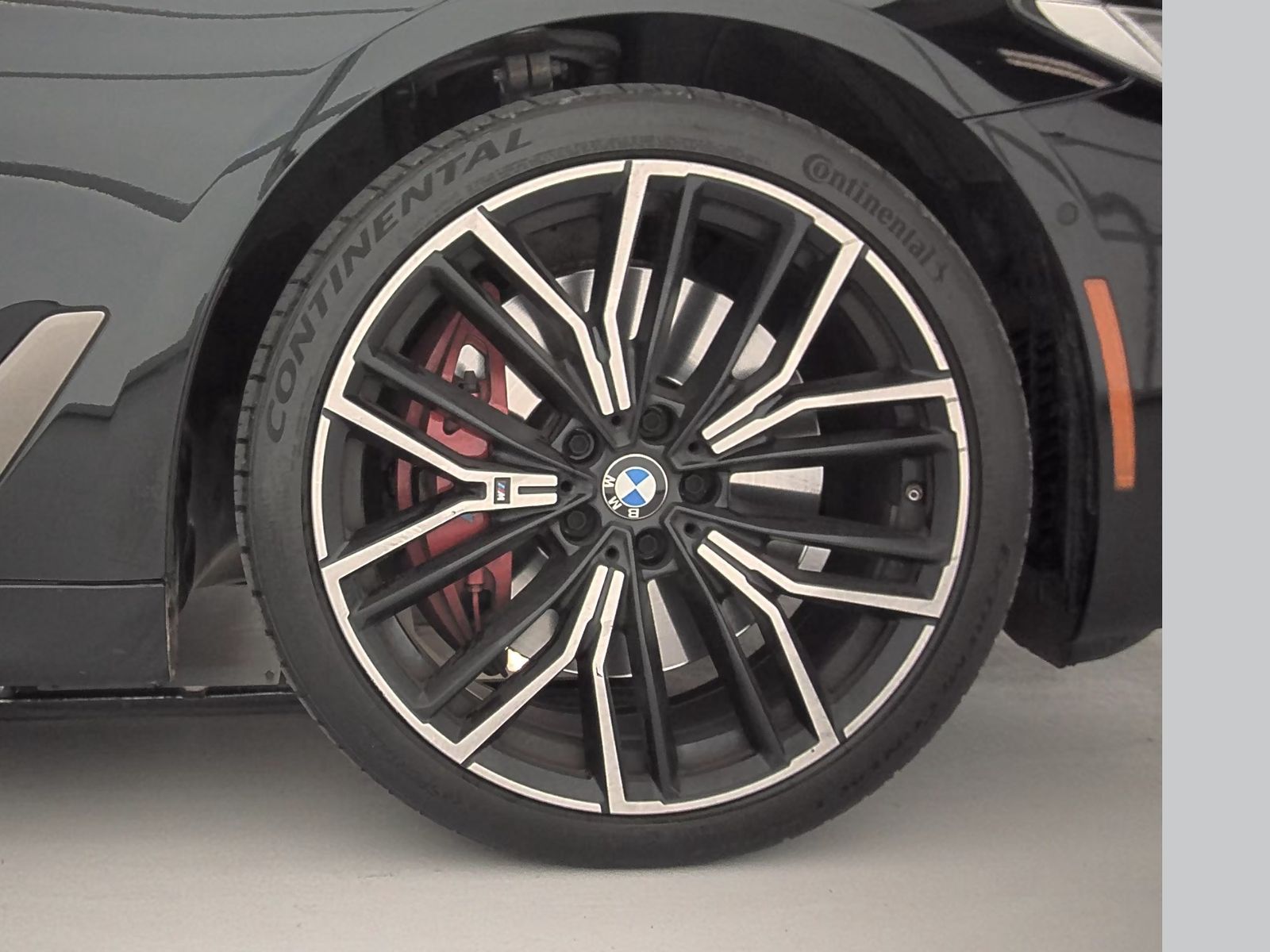 2021 BMW 5 Series M550i xDrive AWD