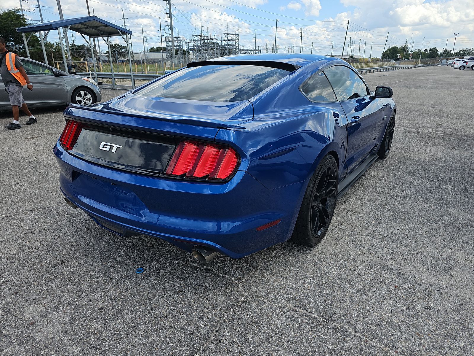 2017 Ford Mustang GT RWD