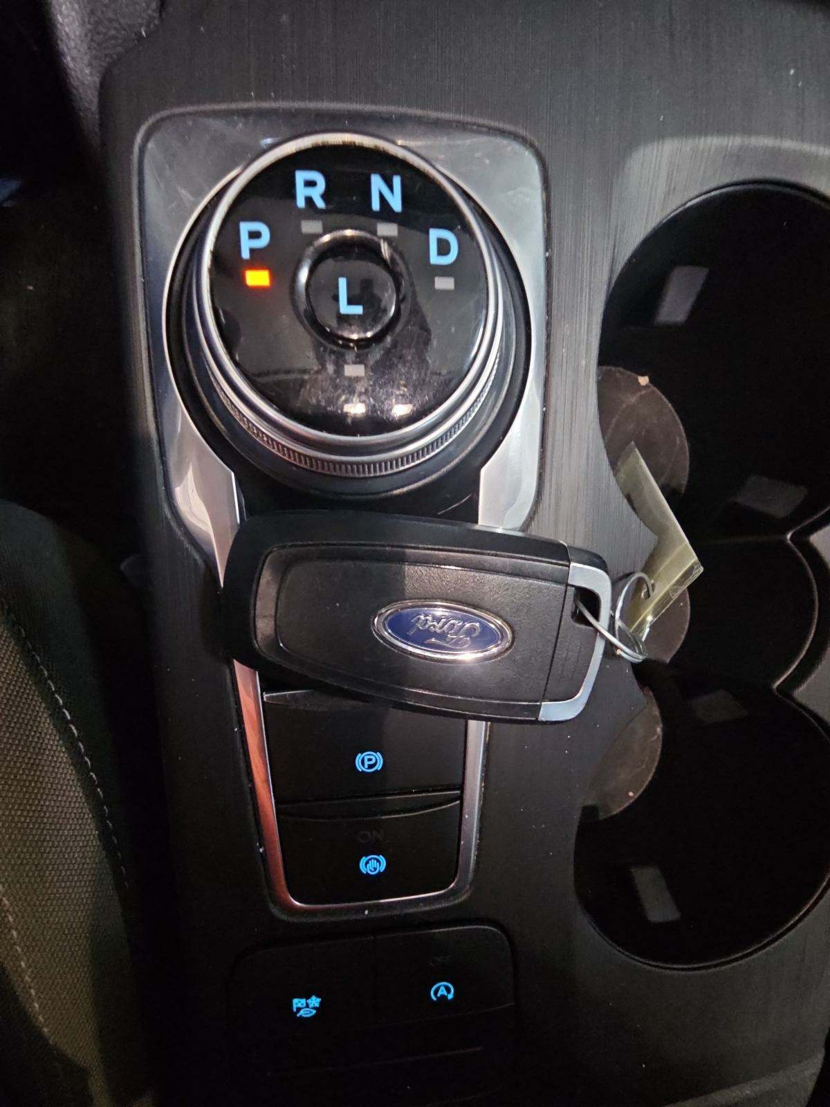 2021 Ford Escape SE FWD