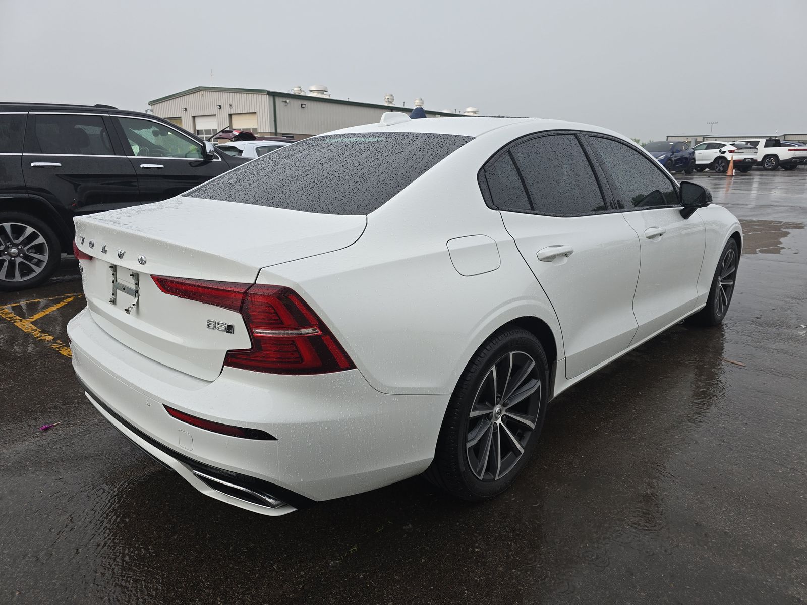 2022 Volvo S60 B5 Inscription AWD