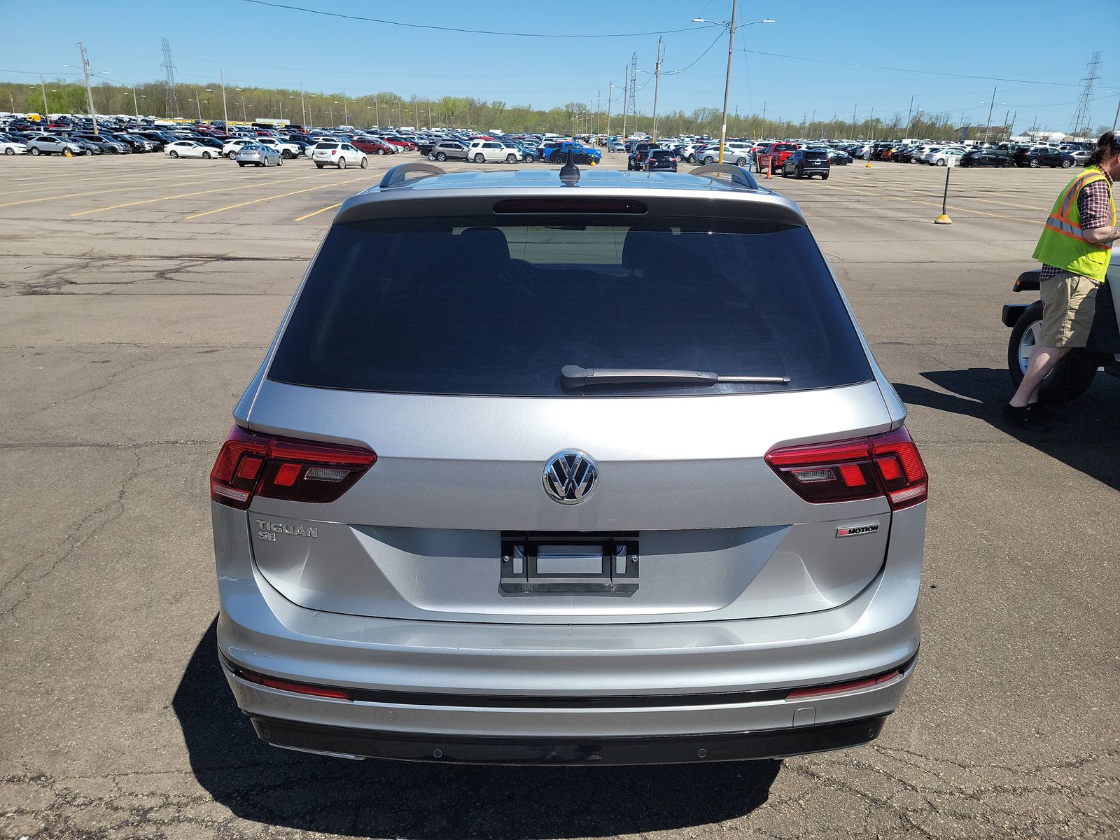 2020 Volkswagen Tiguan 2.0T SE R-Line Black AWD