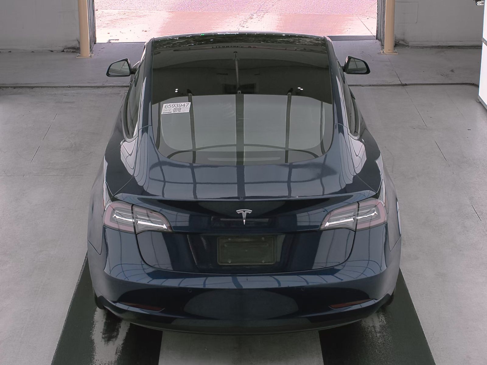 2022 Tesla Model 3 Standard Range RWD