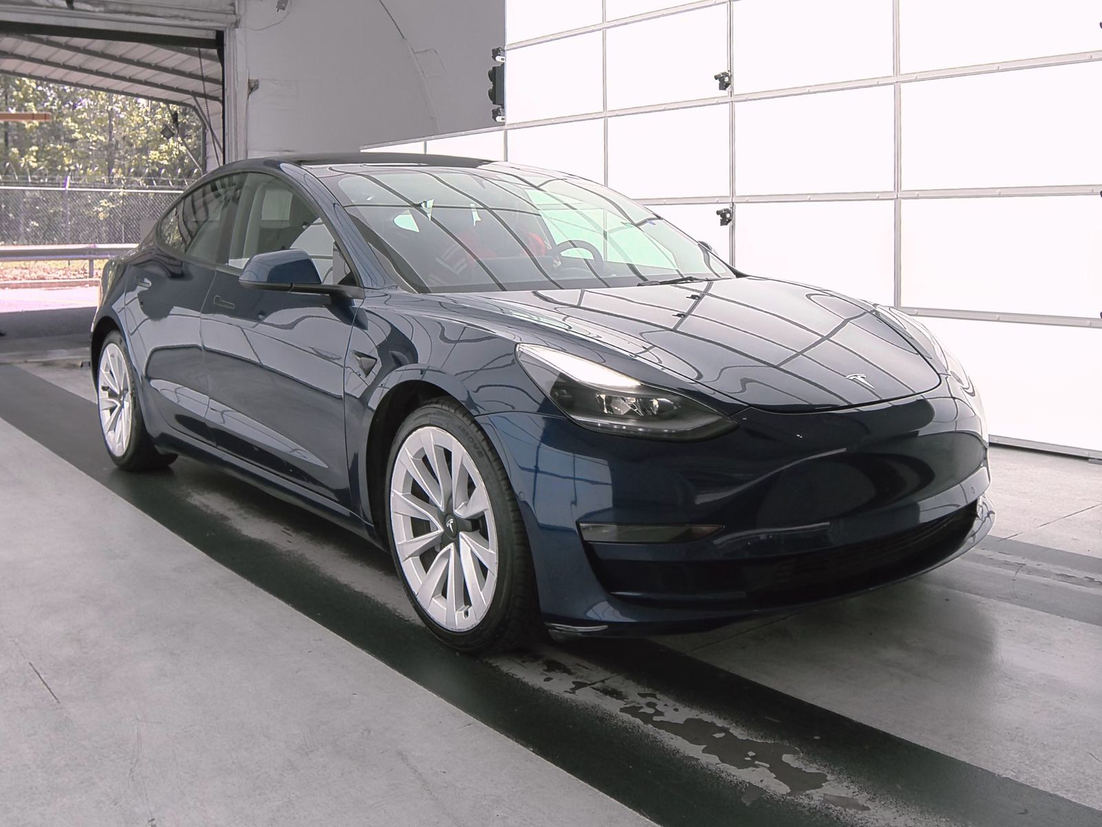 2022 Tesla Model 3 Standard Range RWD