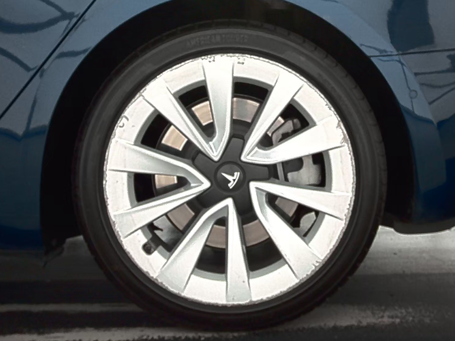 2022 Tesla Model 3 Standard Range RWD