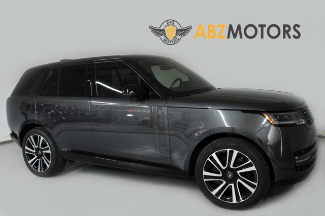 2023 Land Rover Range Rover SE
