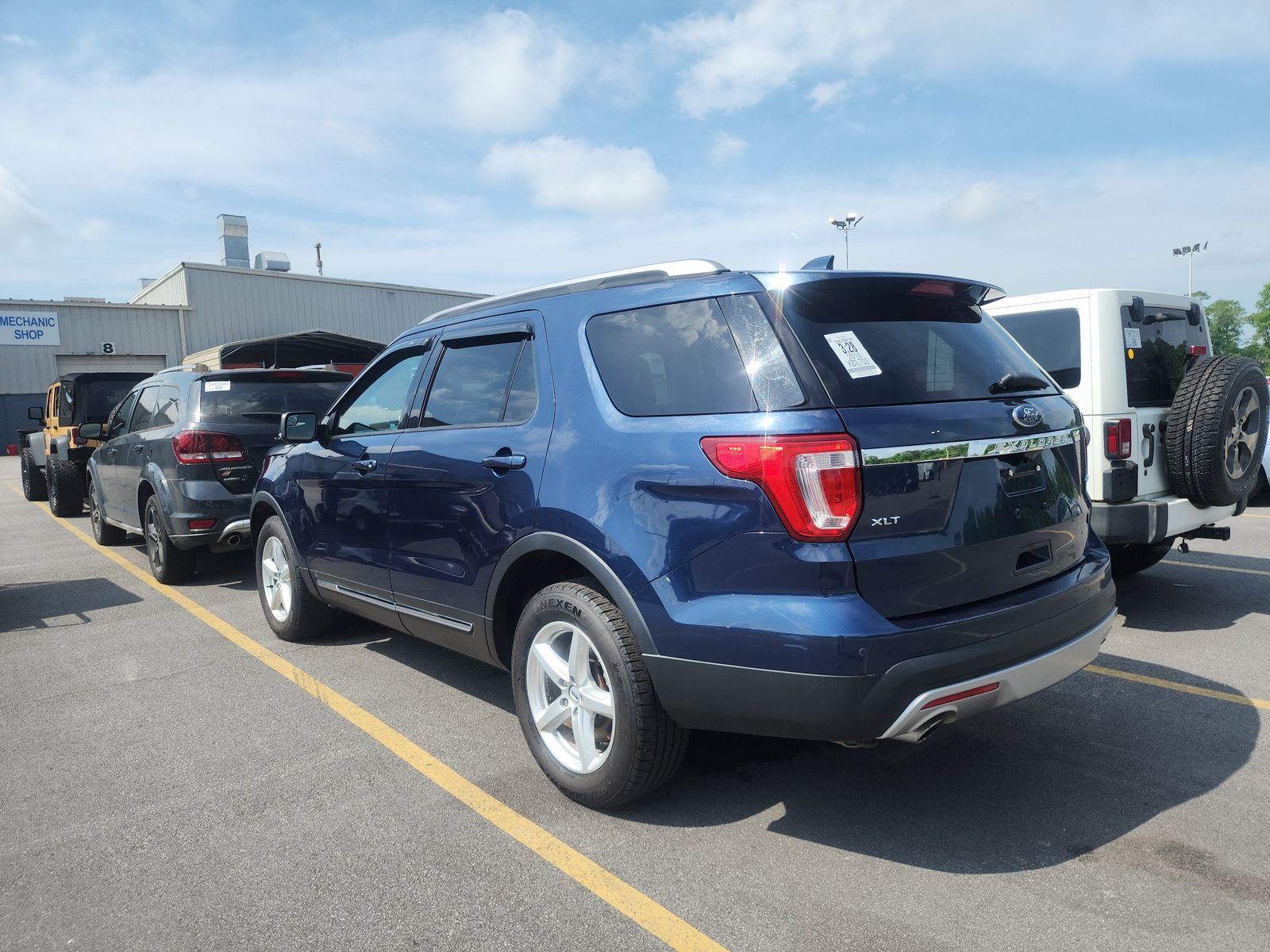 2016 Ford Explorer XLT AWD