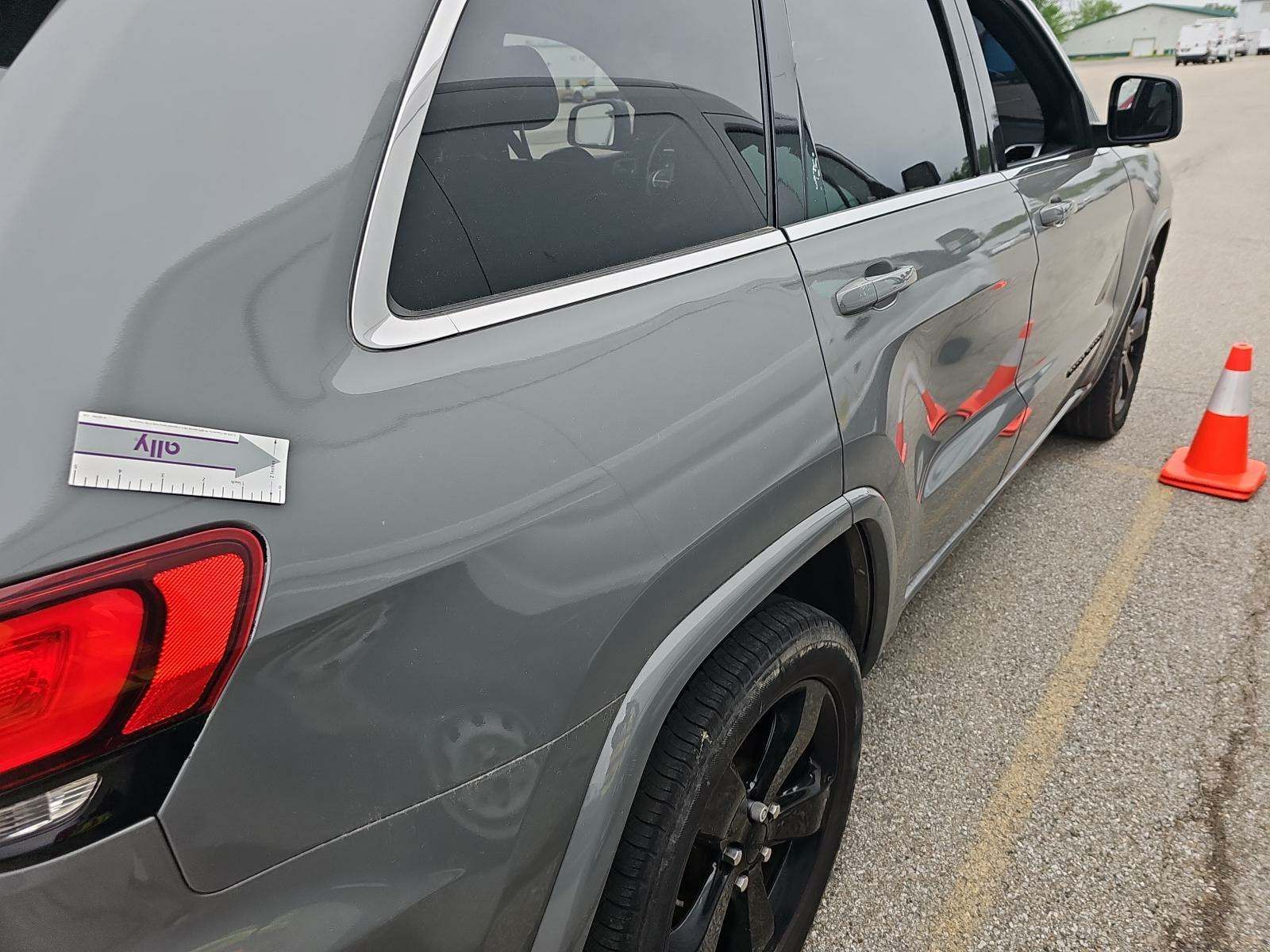 2015 Jeep Grand Cherokee Laredo Altitude Edition AWD