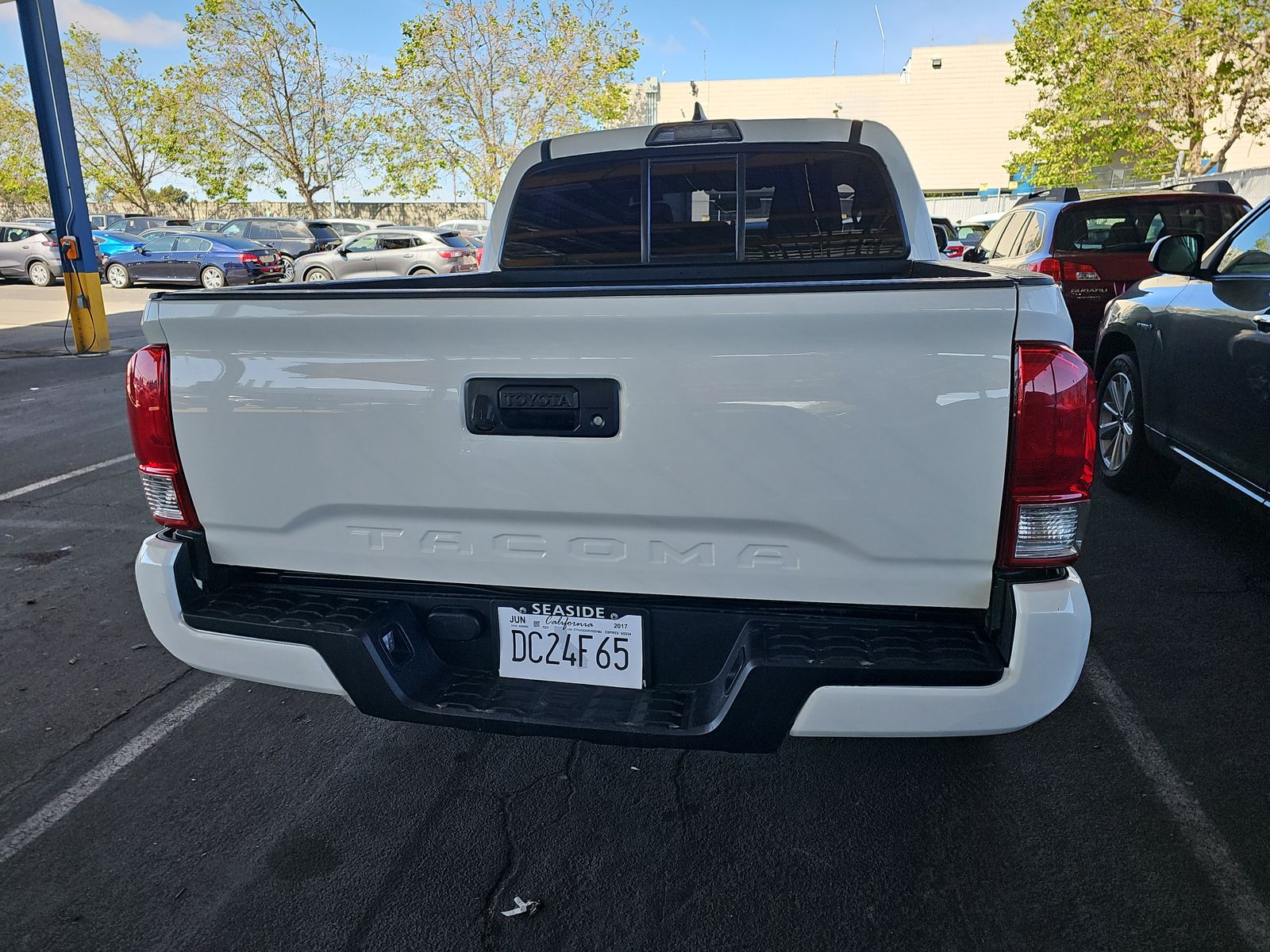 2017 Toyota Tacoma SR RWD