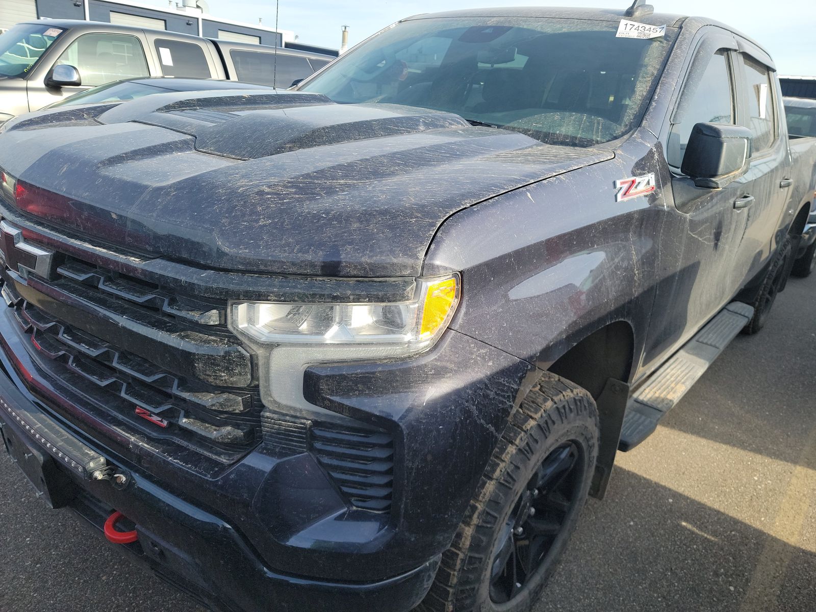 Used 2022 Chevrolet Silverado 1500 LT Trail Boss with VIN 3GCUDFED7NG587112 for sale in Minneapolis, Minnesota