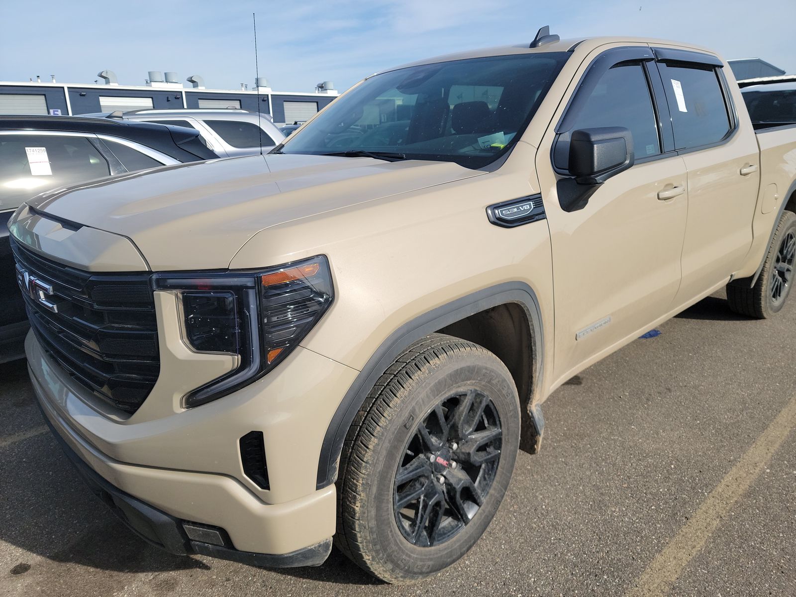 Used 2022 GMC Sierra 1500 Elevation with VIN 1GTUUCED2NZ634996 for sale in Minneapolis, Minnesota