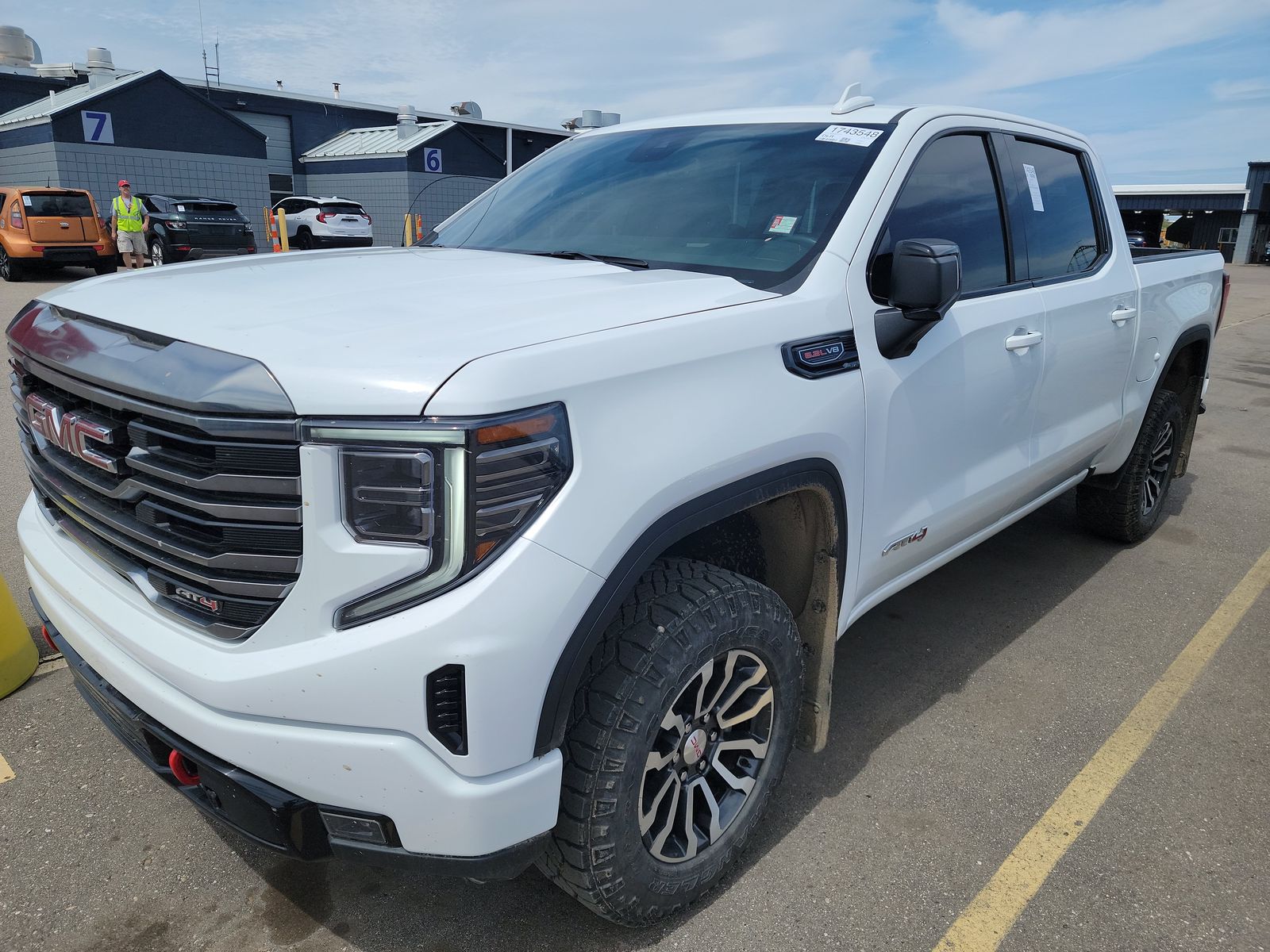 Used 2022 GMC Sierra 1500 AT4 with VIN 3GTPUEEL5NG659374 for sale in Minneapolis, Minnesota